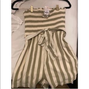 American Eagle Romper